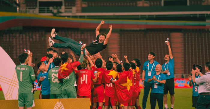 Đội tuyển U23 tạo kỳ tích và nỗi buồn của bóng đá nữ