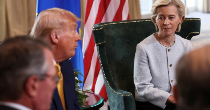 EU tiếp tục hoãn phê chuẩn thỏa thuận thương mại với Mỹ