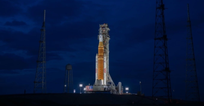 NASA hoãn đưa người tới Mặt Trăng sau thử nghiệm trục trặc
