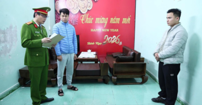 Tuyên Quang: Bắt tạm giam tài xế kéo lê cảnh sát giao thông