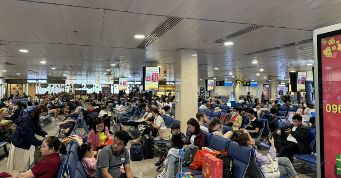 Ngành đường sắt và xe khách đối mặt với tình trạng cháy vé sau Tết