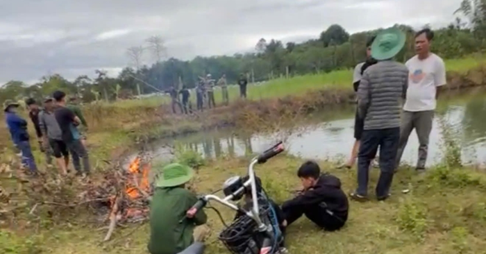 Rủ nhau nghỉ học không phép để ra hồ chứa nước tưới tiêu vui chơi, một học sinh lớp 8 tại TP Buôn Ma Thuột không may trượt chân rơi xuống hồ nước sâu, dẫn đến đuối nước tử vong, để lại nỗi đau xót cho gia đình, nhà trường và cộng đồng địa phương