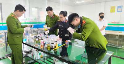 Khởi tố 10 đối tượng trong đường dây sản xuất, tiêu thụ thực phẩm hỗ trợ ngừa ung thư giả, tung ra thị trường khoảng 200.000 hộp