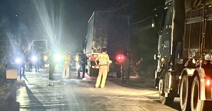 Sự cố giao thông nghiêm trọng xảy ra trên quốc lộ N2 đoạn qua xã Thạnh Hóa, tỉnh Tây Ninh vào tối 10/2 khiến một nam thanh niên tử vong tại chỗ. Vụ việc làm giao thông khu vực bị gián đoạn cục bộ, cơ quan chức năng đang điều tra nguyên nhân