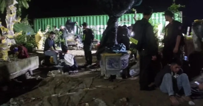 Lợi dụng khu vực hẻo lánh, đối tượng nhiều tiền án đã chiếm giữ trái phép hơn 1.000 m² đất, dựng hầm trú, container làm tụ điểm sử dụng ma túy, tổ chức canh gác, gây mất ANTT kéo dà