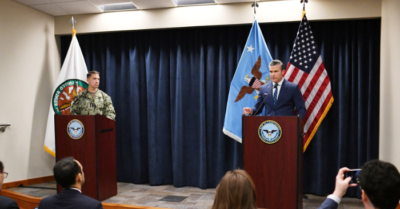 Quân đội mỹ đánh chìm 30 tàu chiến Iran trong 24 giờ qua