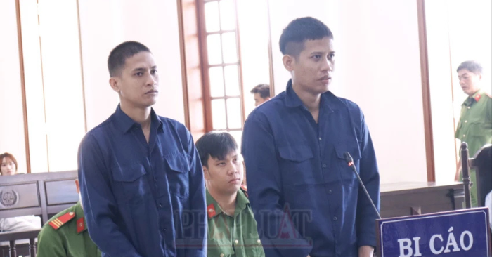 Án tù cho hai anh em sát hại tài xế vì đèn xe