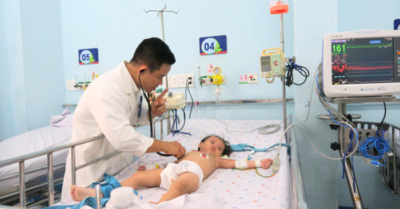 Dịch tay chân miệng tại TP.HCM tăng mạnh do chủng virus nguy hiểm