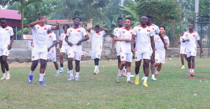 Bắc Giang: Cầu thủ ngoại tham gia giải bóng đá hội làng Nội Đông