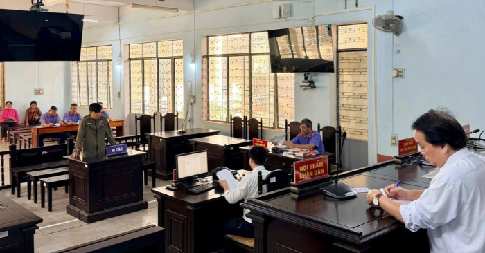 Cướp giật điện thoại Đắk Lắk