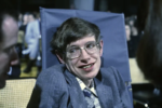 Tận thế theo Stephen Hawking: từ khí hậu đến công nghệ cao