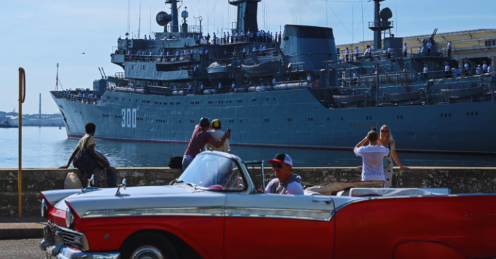 Dầu Nga cho Cuba: 730.000 thùng dầu thô sắp cập cảng Matanzas