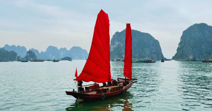 Thuyền buồm ba vách: Kỹ thuật cổ xưa giữa lòng vịnh Hạ Long