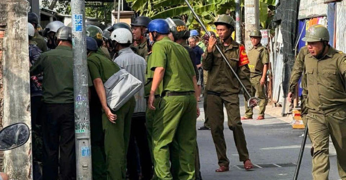 Vây bắt nghi can chém người rồi cố thủ tại TPHCM