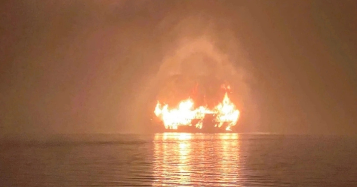 Tổng kiểm tra tàu du lịch vịnh Hạ Long sau cháy