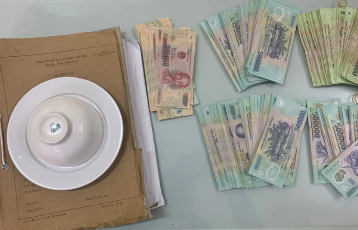 Truy tố 26 bị can trong vụ đánh bạc tại Hưng Yên