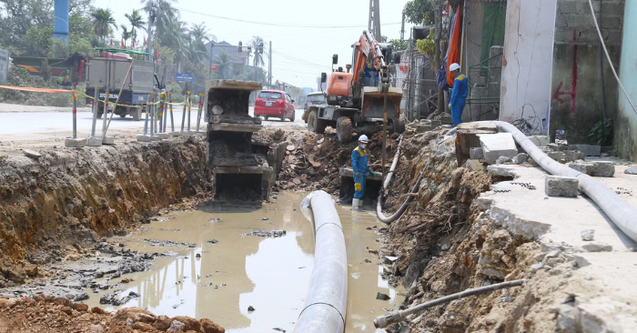 Nghệ An thiếu nước: Hàng trăm hộ dân thiếu nước vì dự án đường