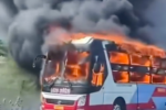 Cháy xe khách trơ khung trên quốc lộ 1 qua tỉnh Khánh Hòa
