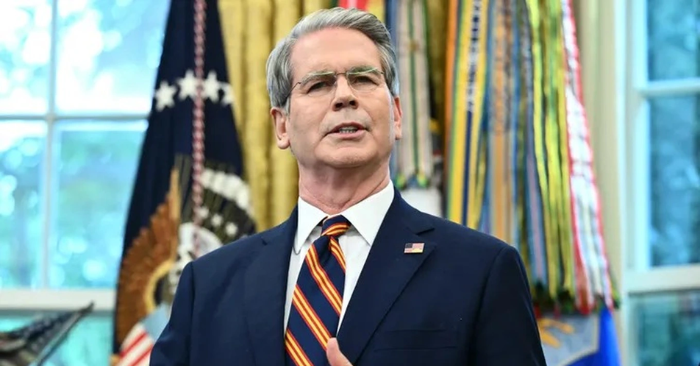 Mỹ áp lệnh trừng phạt mới nhắm vào mạng lưới dầu mỏ Iran