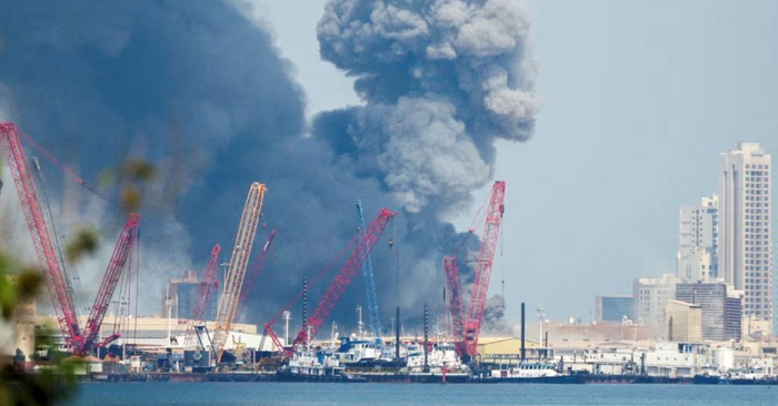 Iran dọa phá hủy ngành dầu mỏ Vùng Vịnh nếu Mỹ tái xung đột