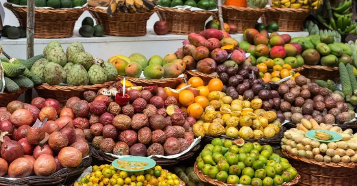 Chọn trái cây: Kích cỡ và những yếu tố quyết định chất lượng thực tế