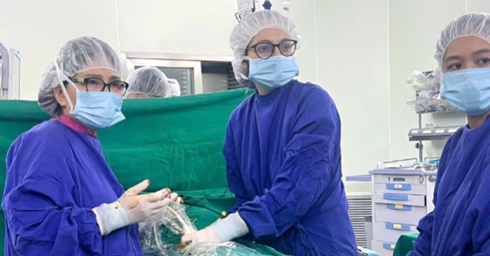 Can thiệp bào thai cứu sống trường hợp thiếu máu nhỏ tuổi nhất