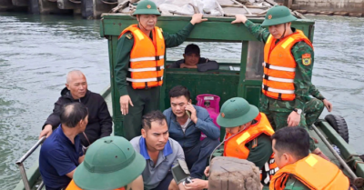 Tàu chở cát cùng 5 thuyền viên chìm trên vùng biển Nghi Sơn