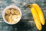 Chuối và hàm lượng calo cùng carbohydrate ảnh hưởng đến sức khỏe người dùng