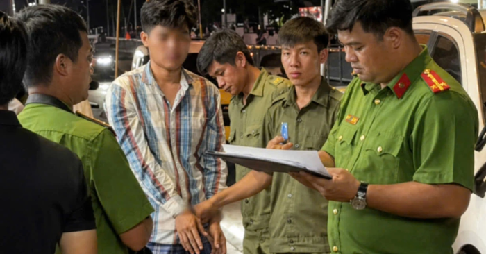 Thanh niên cướp tại tiệm vàng ở xã Phú Hòa Đông TPHCM