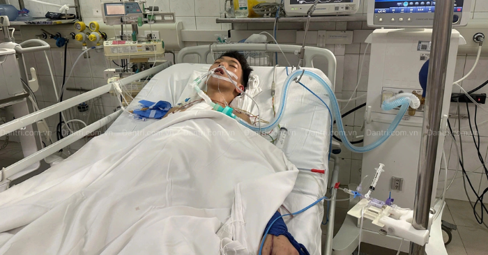 Phẫu thuật tim cho chàng trai nghèo: Gia đình kiệt quệ trước mức phí 70 triệu đồng