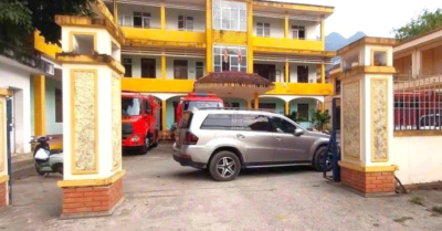 Khởi tố; Người đàn ông đỗ xe chặn cổng trạm cảnh sát giao thông