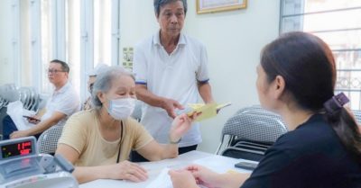 Đề xuất tăng trợ cấp xã hội lên 600.000 đồng và xử phạt Chứng khoán Tân Việt