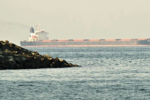 Mỹ cảnh báo Iran về việc thu phí qua eo biển Hormuz