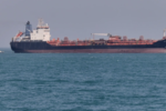 Iran tiếp tục cấm tàu các quốc gia thù địch qua eo biển Hormuz