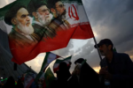 Iran đe dọa đáp trả quân sự Mỹ và phong tỏa eo biển