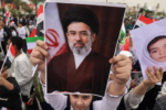 Iran tuyên bố kiểm soát eo biển Hormuz khi căng thẳng với Mỹ gia tăng