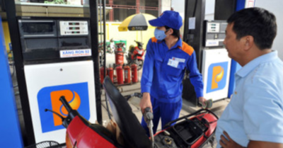 Giá xăng dầu ngày 2/5 đồng loạt giảm mạnh trên thị trường quốc tế