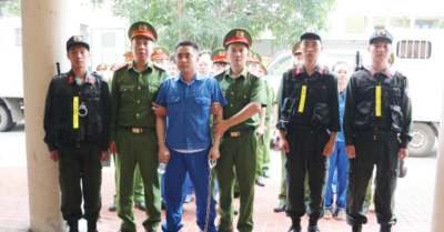 Phiên tòa xét xử Bùi Đình Khánh và đồng phạm về tội giết người