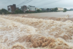 Mưa lũ Quảng Ninh khiến nước sông dâng cao gây ngập lụt cục bộ