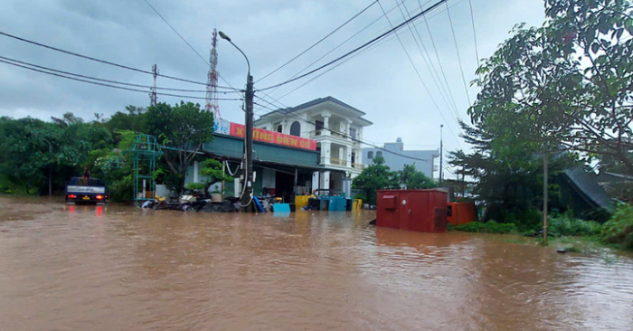 Mưa lũ Quảng Ninh khiến nước sông dâng cao gây ngập lụt cục bộ