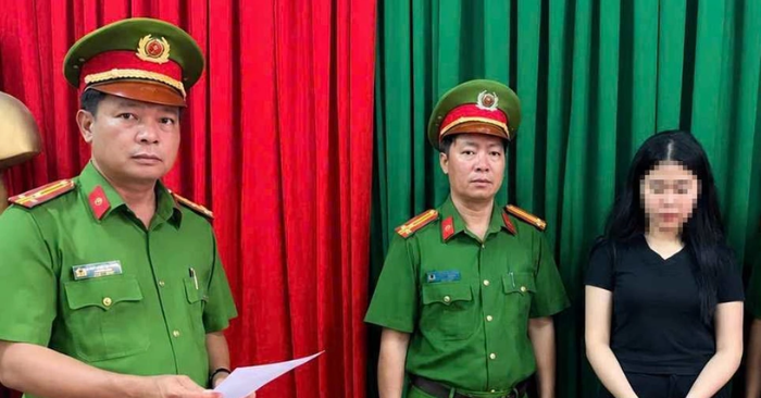 Triệt phá đường dây hàng giả mang thương hiệu xa xỉ