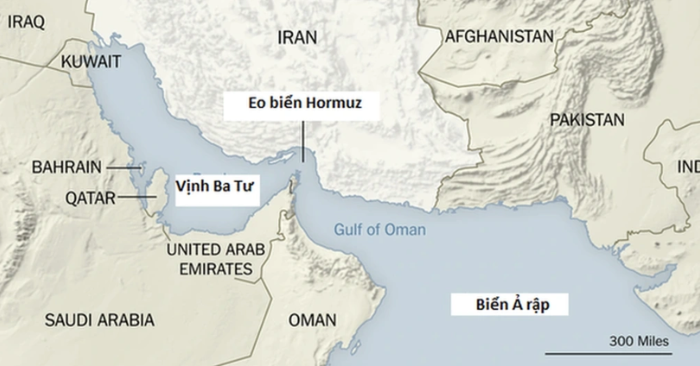 Mỹ nổ súng vào tàu của Iran gần eo biển Hormuz