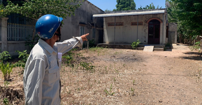 Bé trai 2 tuổi bị bạo hành, người thân từ chối chăm sóc