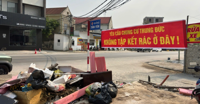 Nghệ An xử lý điểm rác sai quy định sau khi phản ánh