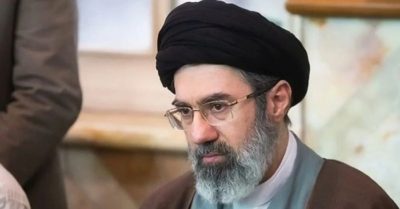 Mojtaba Khamenei và mạng lưới truyền tin mật sau biến cố tháng 2