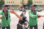 Tiếng Anh đường phố: Tài xế công nghệ gây sốt mạng