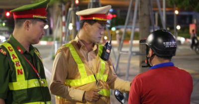 Kiểm soát nồng độ cồn: Nhiều tài xế Hà Nội bị phạt nặng