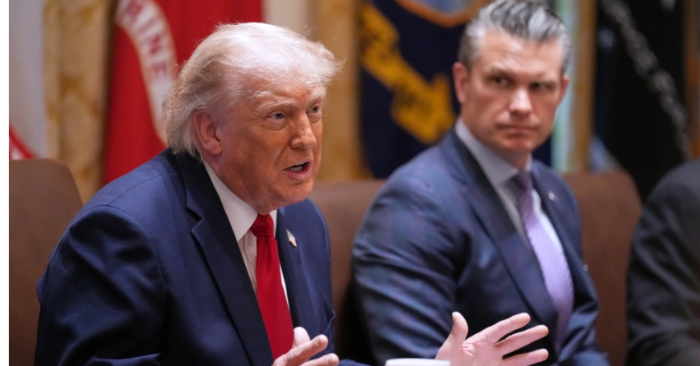 Hạ viện Mỹ thông qua nghị quyết hạn chế quyền lực chiến tranh ông Trump