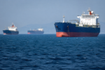 Eo biển Hormuz chưa thể phục hồi lại vận tải ngay