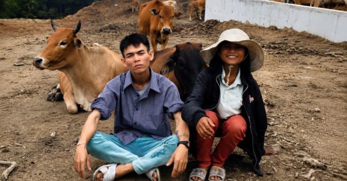 Sô Y Tiết có cuộc sống bình dị với nghề chăn bò sau 6 năm nổi tiếng toàn cầu. Xem hành trình hiện tại của chàng trai Bình Định.